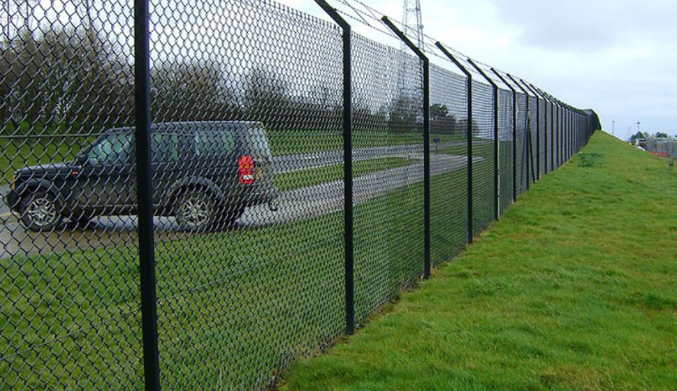 Important Facts About Chain Link Fencing